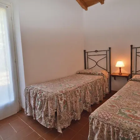 Casciano 8 *