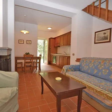 Casciano 8 Appartamento *
